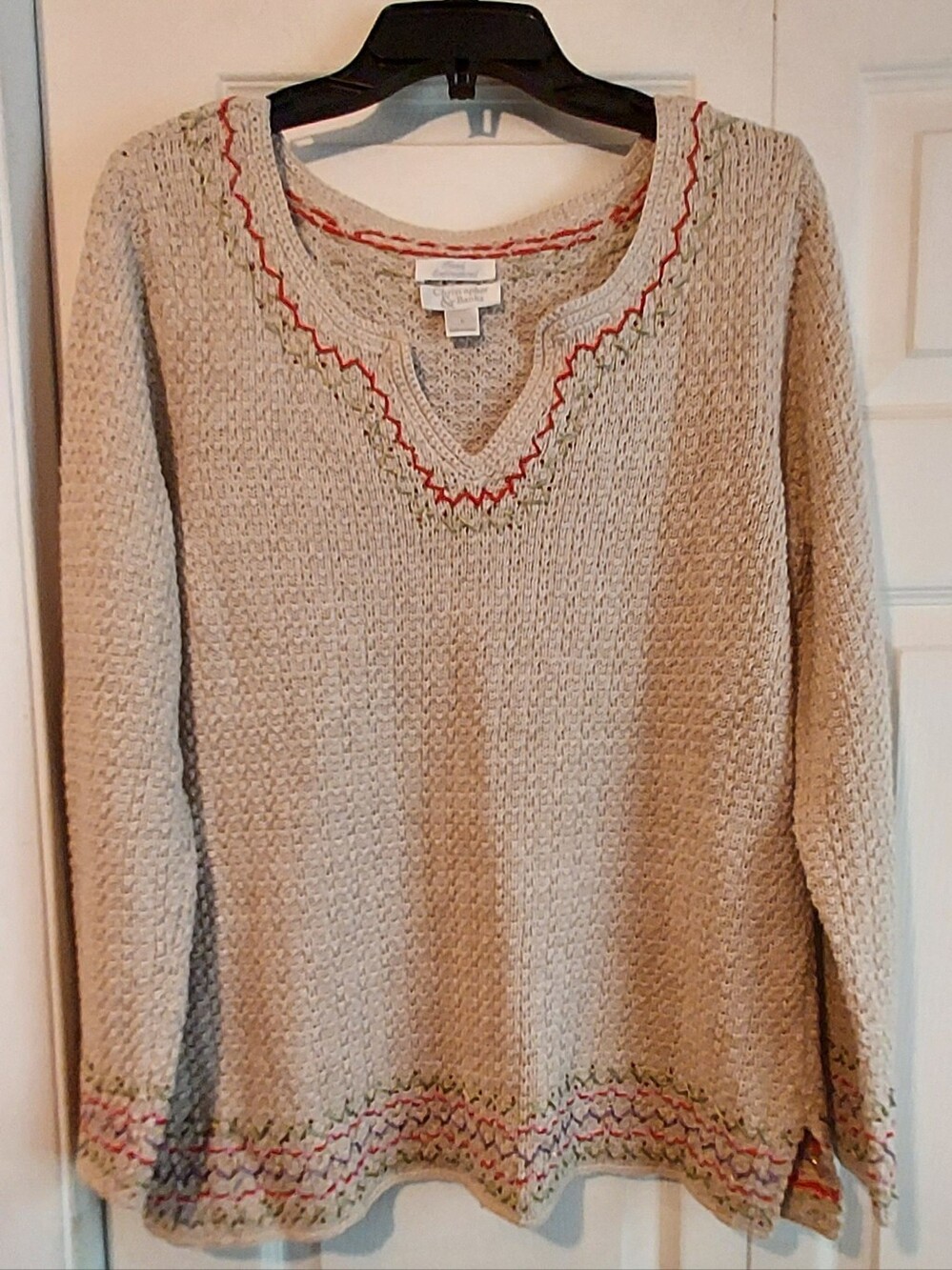 Christopher Banks Womens Sweater L Hand Embroidered Popover V Neck Oatmeal Beige